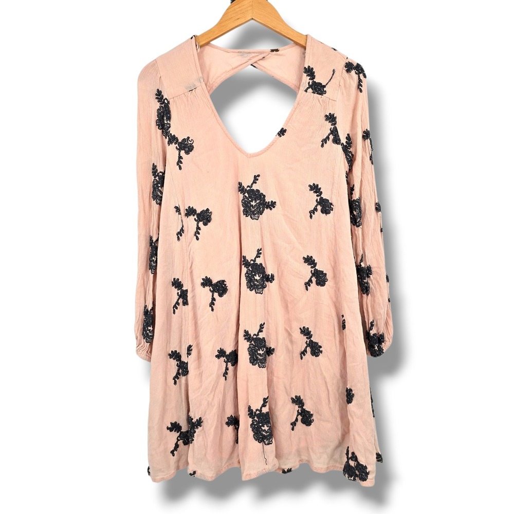 Free People Pink Embroidered Long‎ Sleeve Open Back Mini Dress Boho Blush